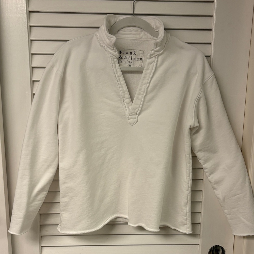 Frank & Eileen White Henley popover